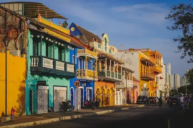 Remessa online de peso para a Colômbia