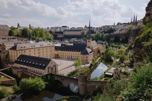 Remessa online de euro para a Luxemburgo